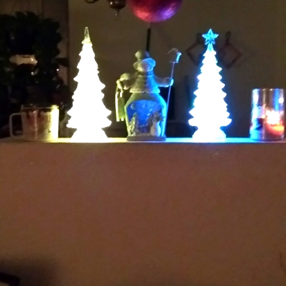 Meet your Posher, Kari - Picture 1 of 2